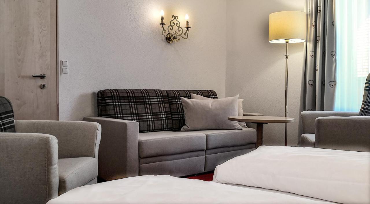 דאמואלס Alpenresort Walsertal מראה חיצוני תמונה