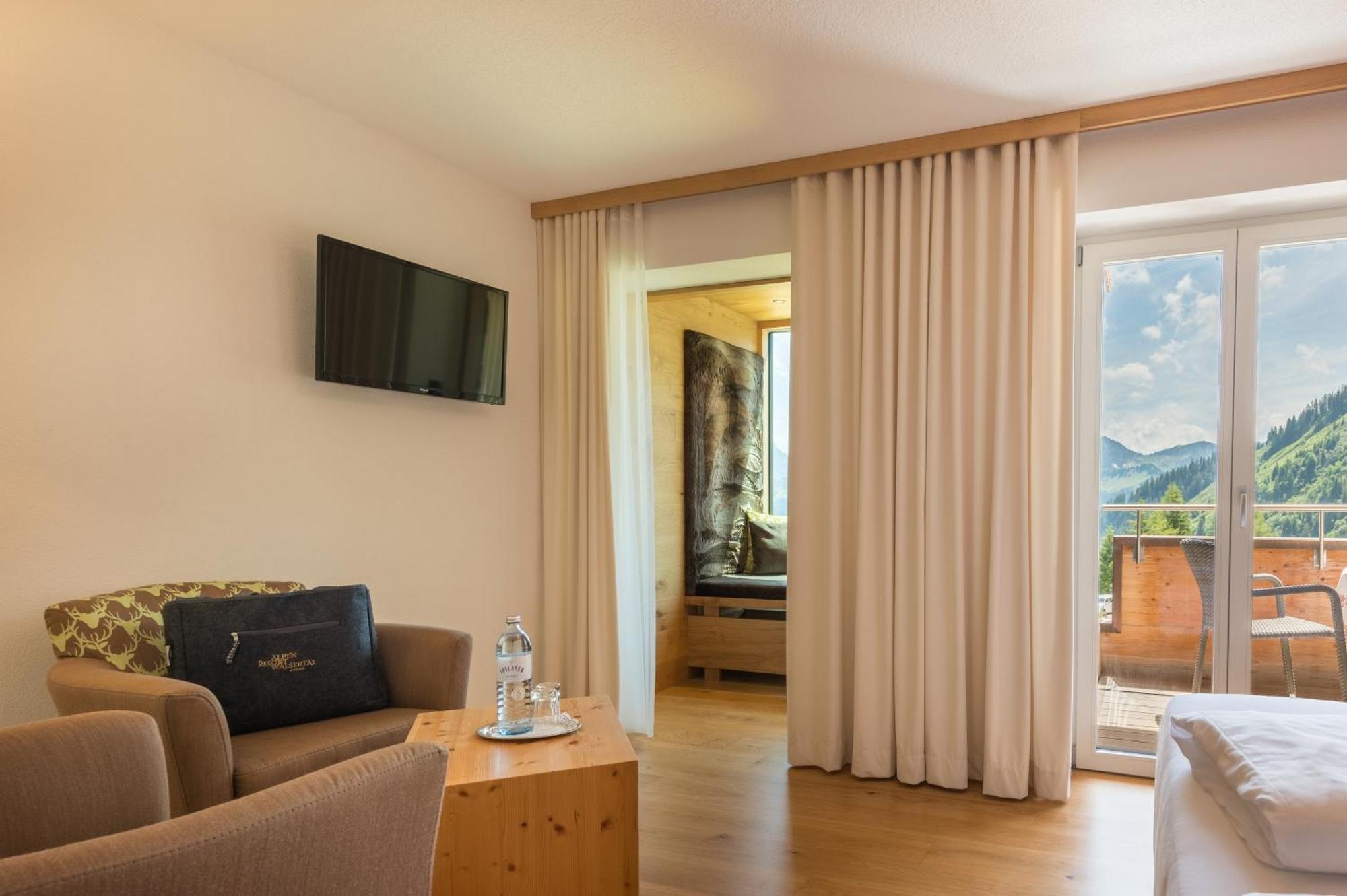 דאמואלס Alpenresort Walsertal מראה חיצוני תמונה