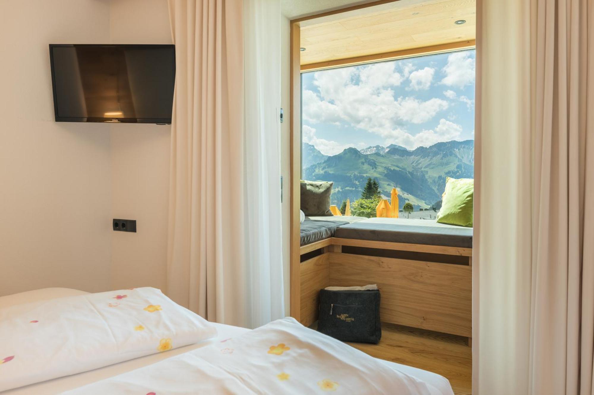 דאמואלס Alpenresort Walsertal מראה חיצוני תמונה