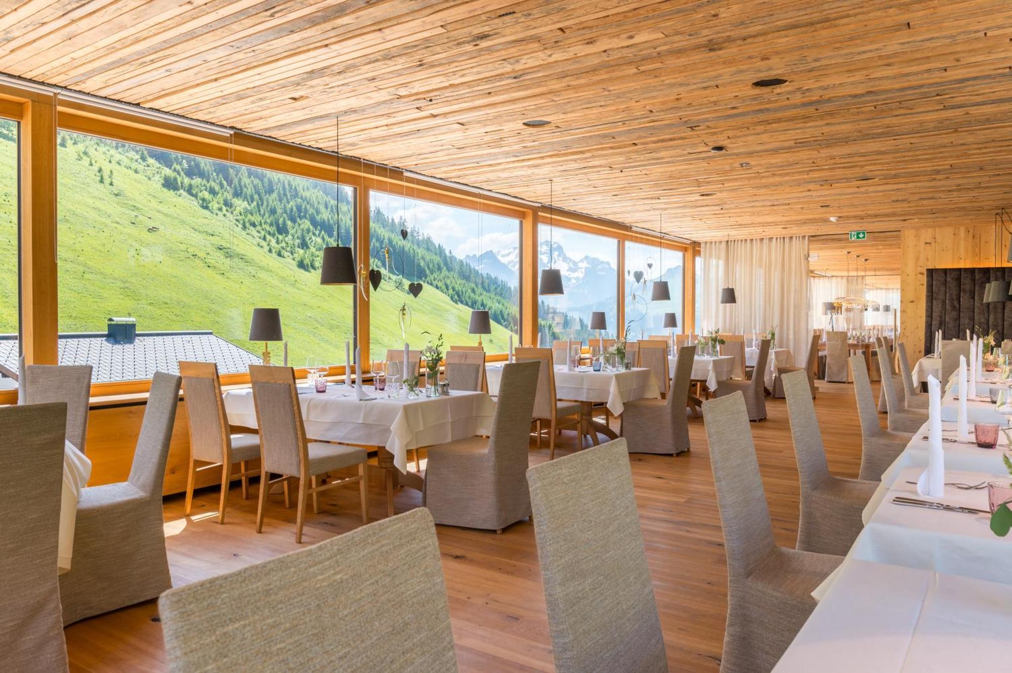 דאמואלס Alpenresort Walsertal מראה חיצוני תמונה
